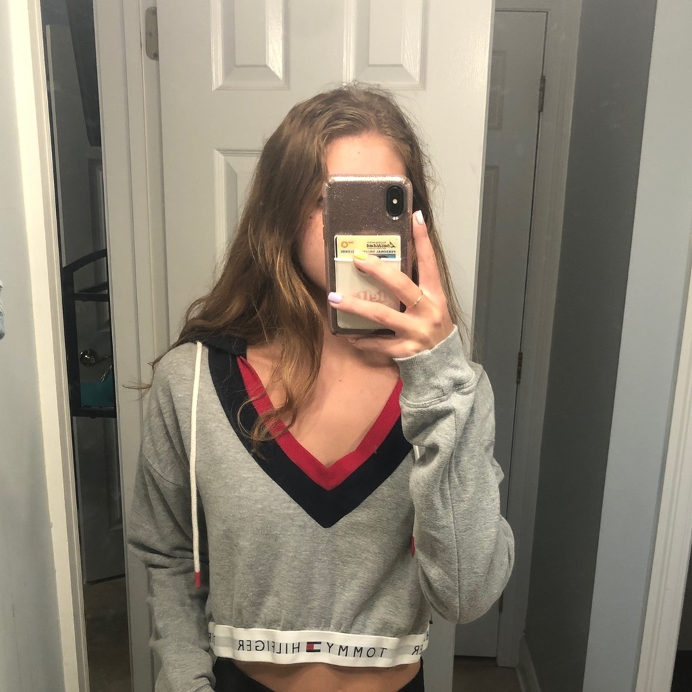 Tommy Hilfiger cropped hoodie